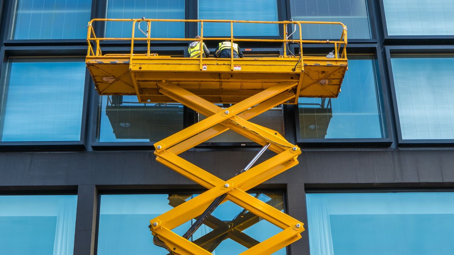  Hedefinize G�venle Y�kselin!